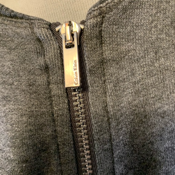 Calvin Klein thin zip up casual sweater - Picture 2 of 6